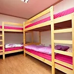 Neighbors Guesthouse